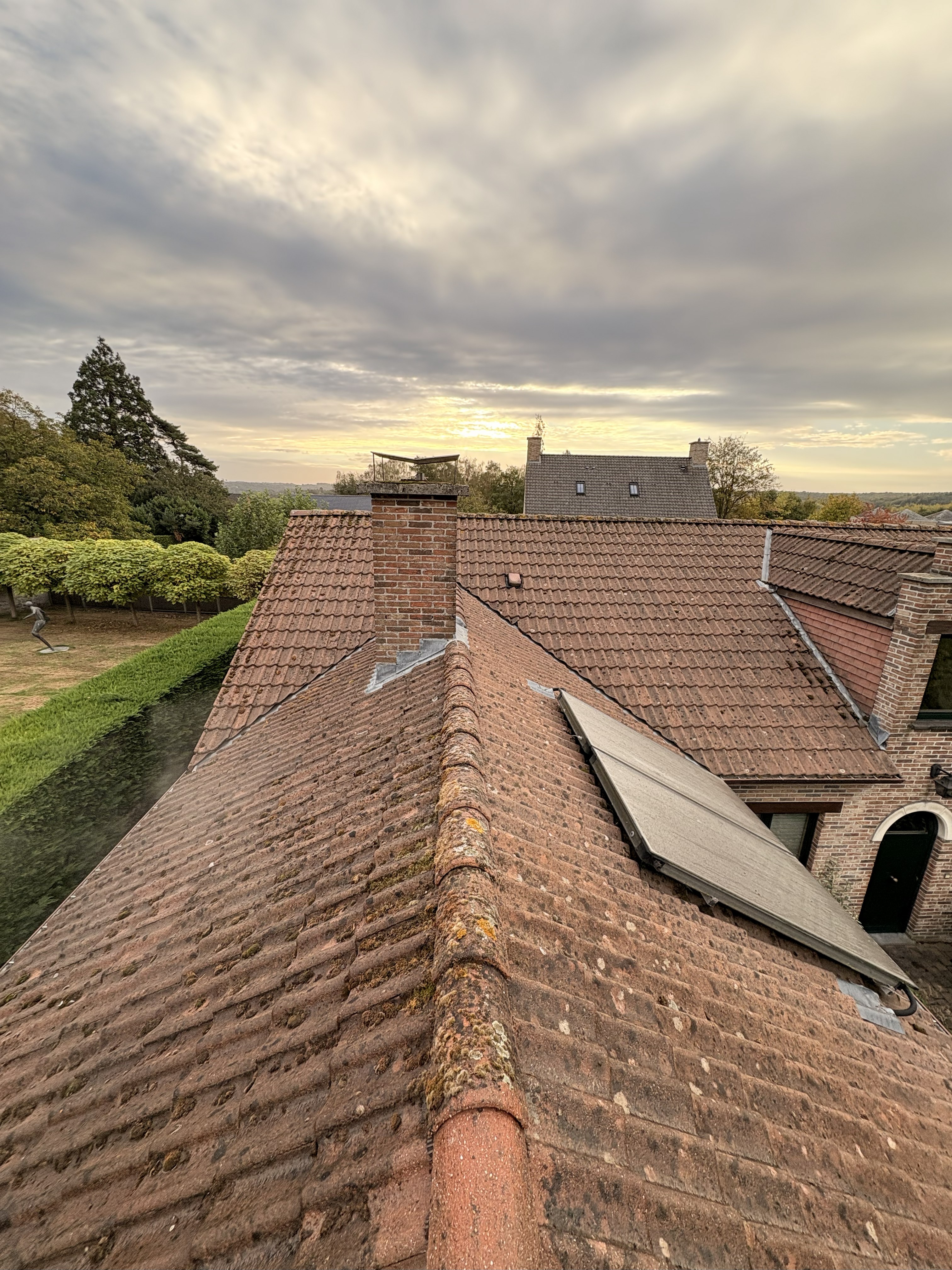 Toiture avant nettoyage